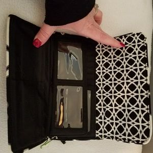NWT Vera Bradley Gallery Wallet in Night & Day